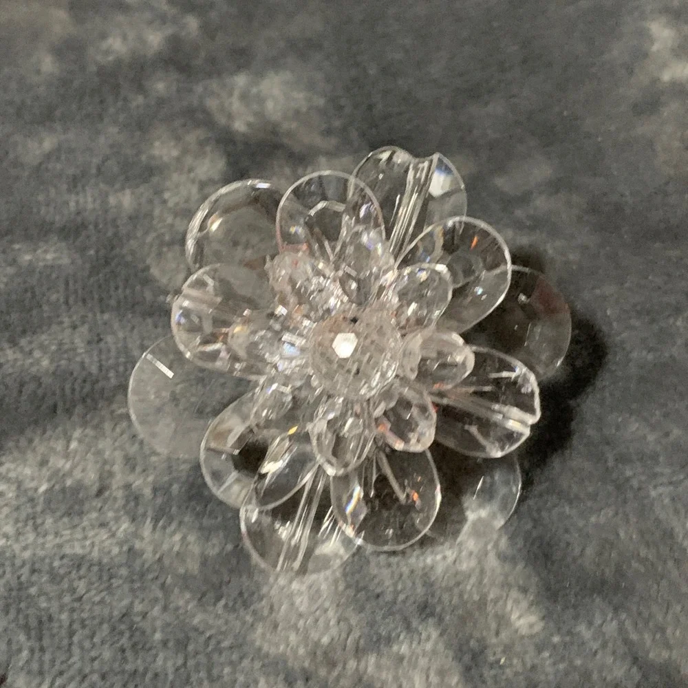 Clear Acrylic Flower Napkin Rings 3D Floral Set of 9 Party Wedding Shower